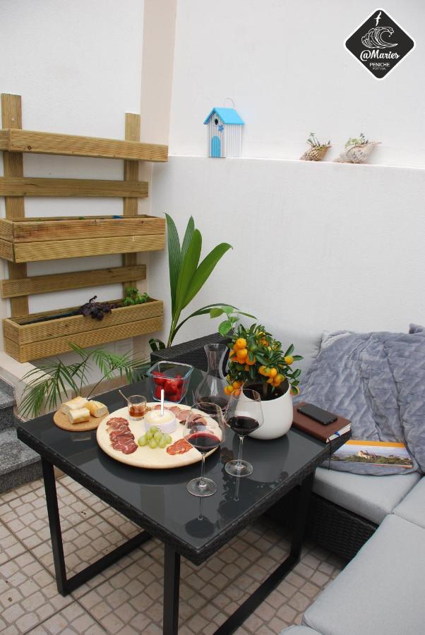 At Maries Beach House Peniche Exterior foto